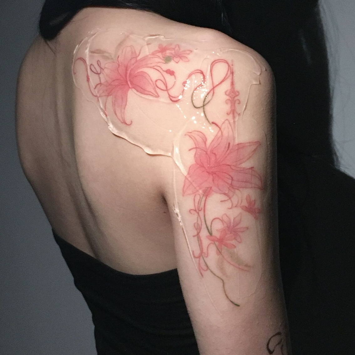 Q-SQH 水彩多巴胺彩绘喇叭花彩色纹身贴女款肩部高颜值可水洗唯美