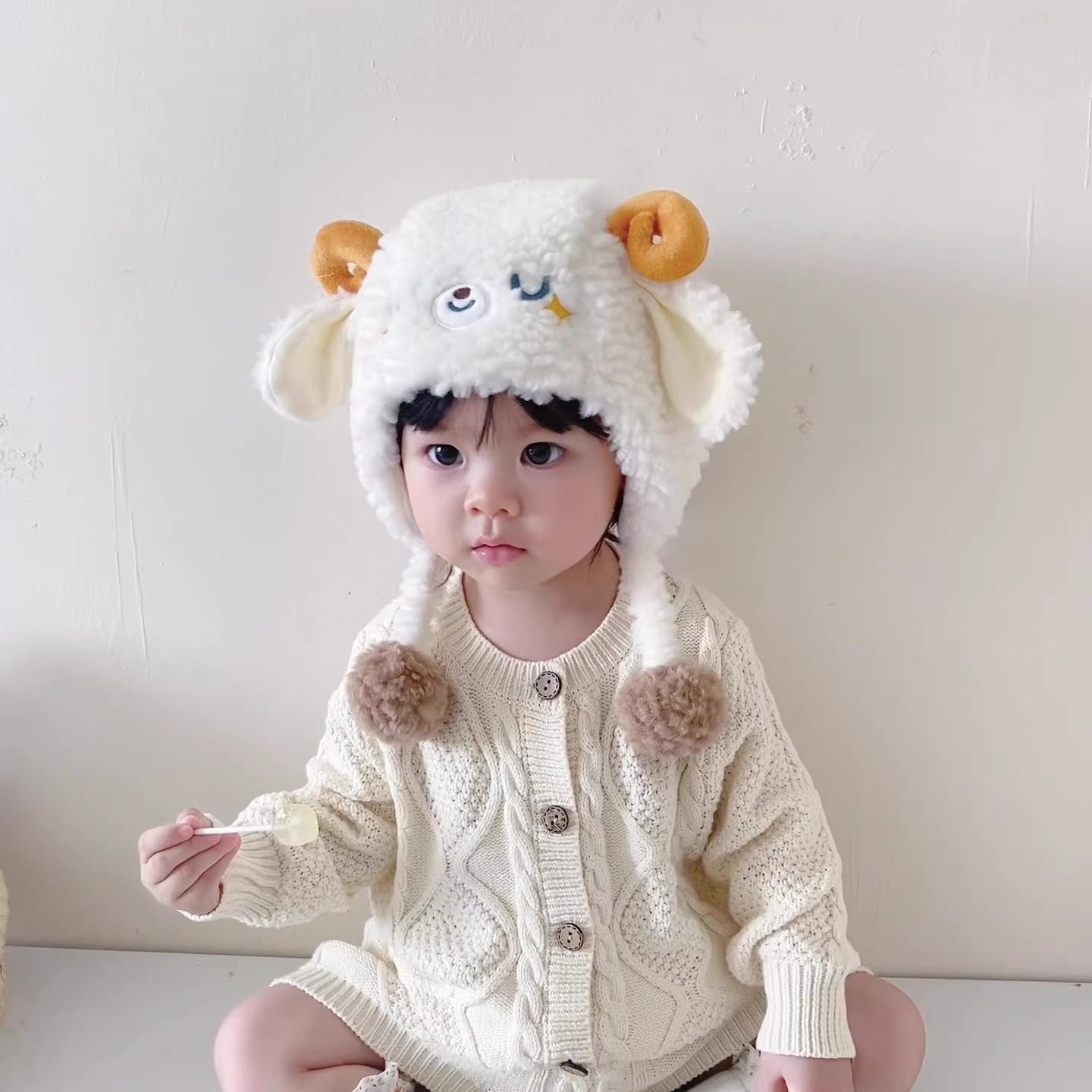 婴儿帽子秋冬季可爱小羊宝宝毛绒护耳帽保暖加厚男女童套头帽冬天