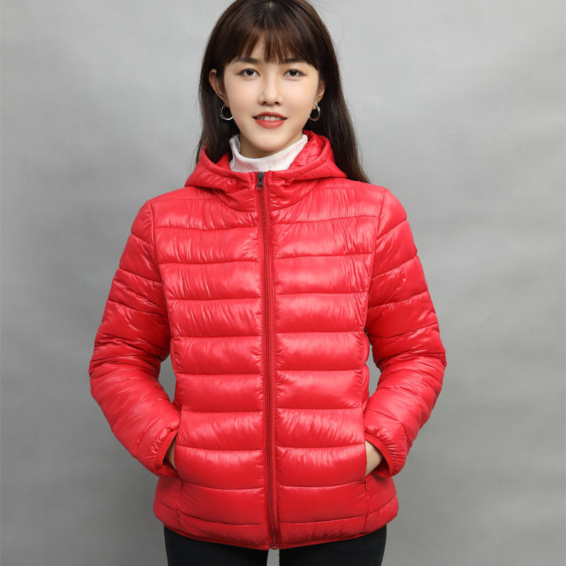 大码轻薄棉衣女冬短款棉服妈妈冬装韩版宽松加大棉袄外套薄款连帽