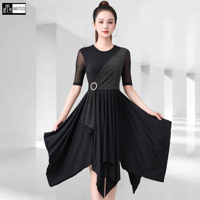 高级新款成人拉丁舞练功服连衣裙中袖女跳国标广场舞蹈时尚2024夏
