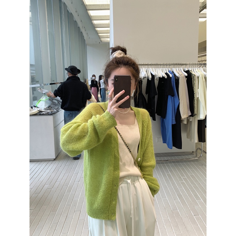 牛油果绿v领针织开衫女秋新款马海毛温柔慵懒风通勤毛衣外套上衣