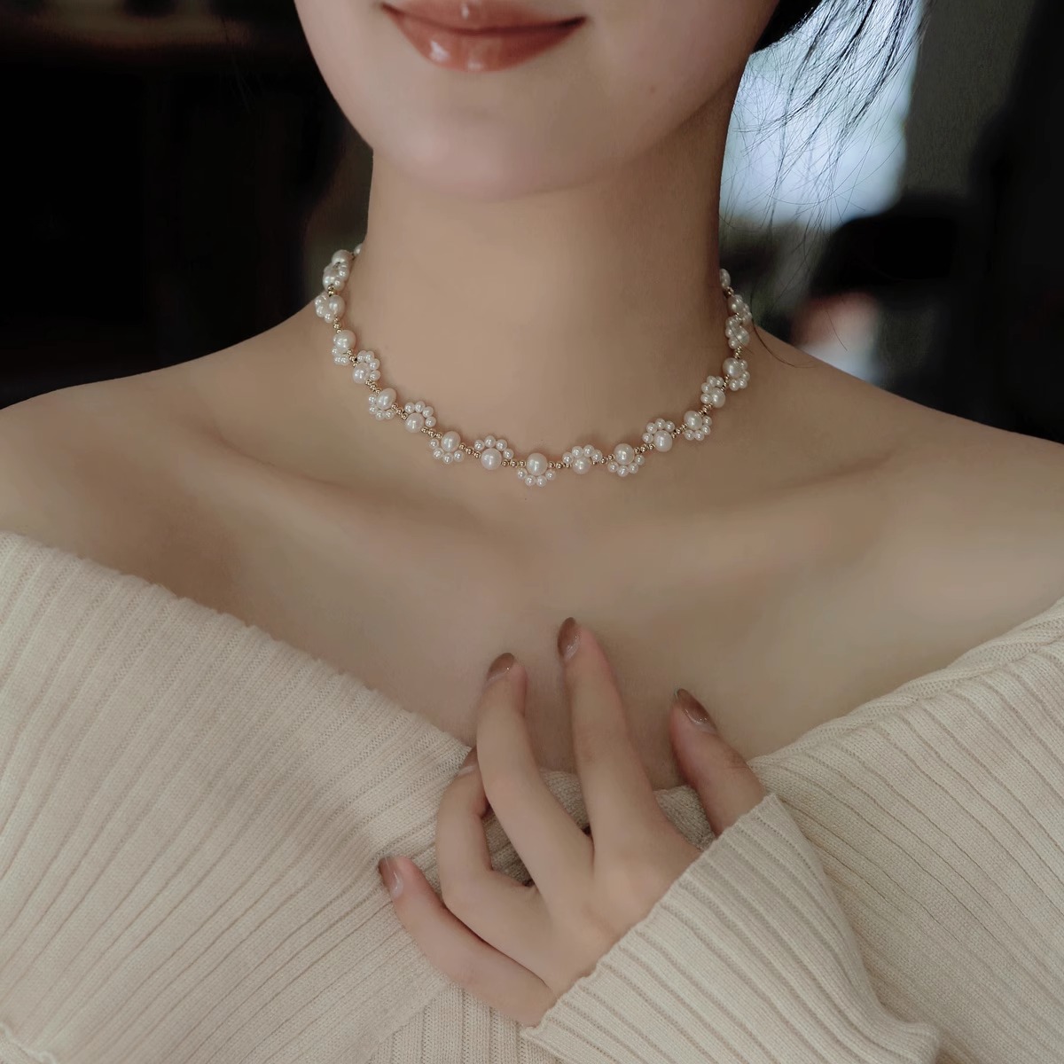 铁合金亚克力项链 猫掌贝珠项链女2024年新款爆款轻奢小众法式锁