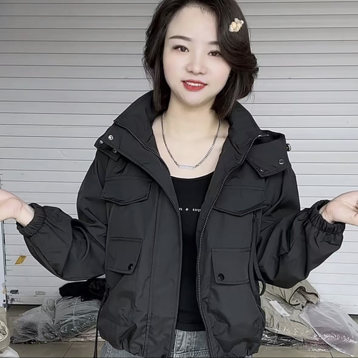 春秋冬加大码拉链口袋显瘦冲锋衣洋气女宽松上衣外套时尚连帽休闲