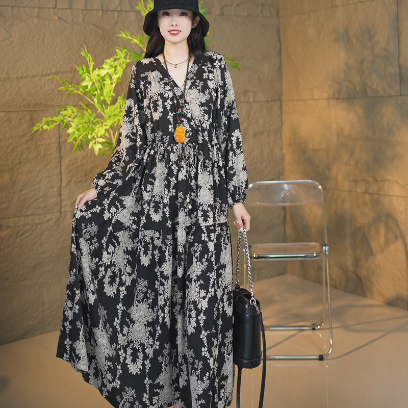 秋季新款长袖时尚大码碎花春秋收腰休闲气质宽松连衣裙长裙
