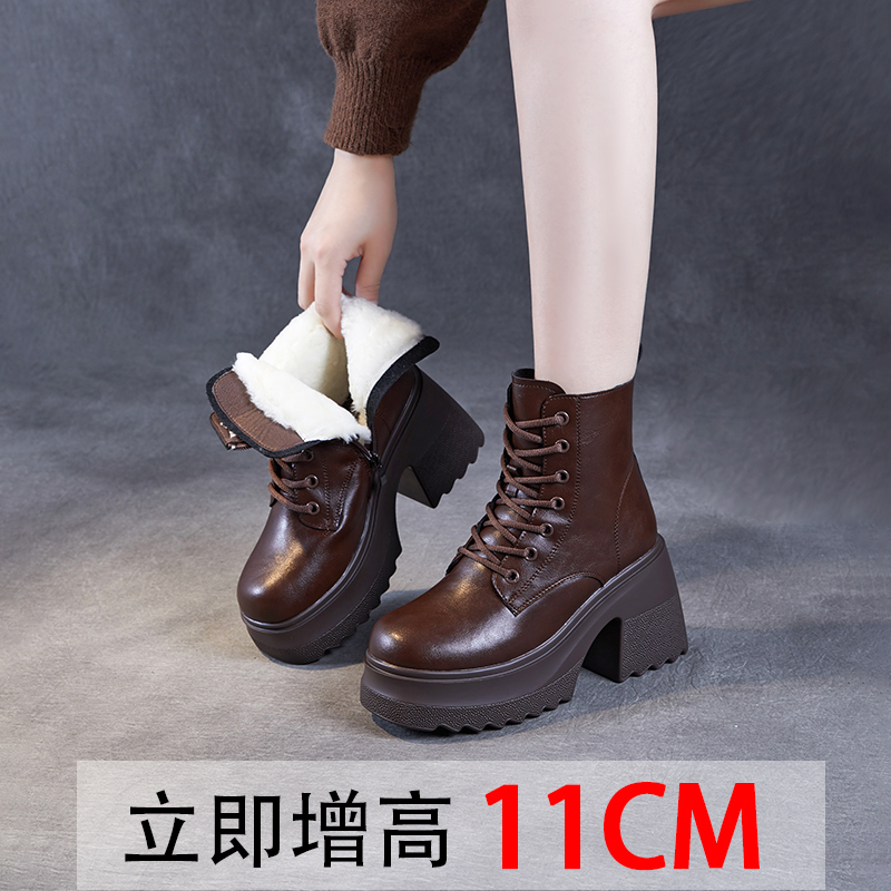 靴子女冬季圆头时尚百搭雪地靴女保暖短筒英伦高跟加绒加厚马丁靴