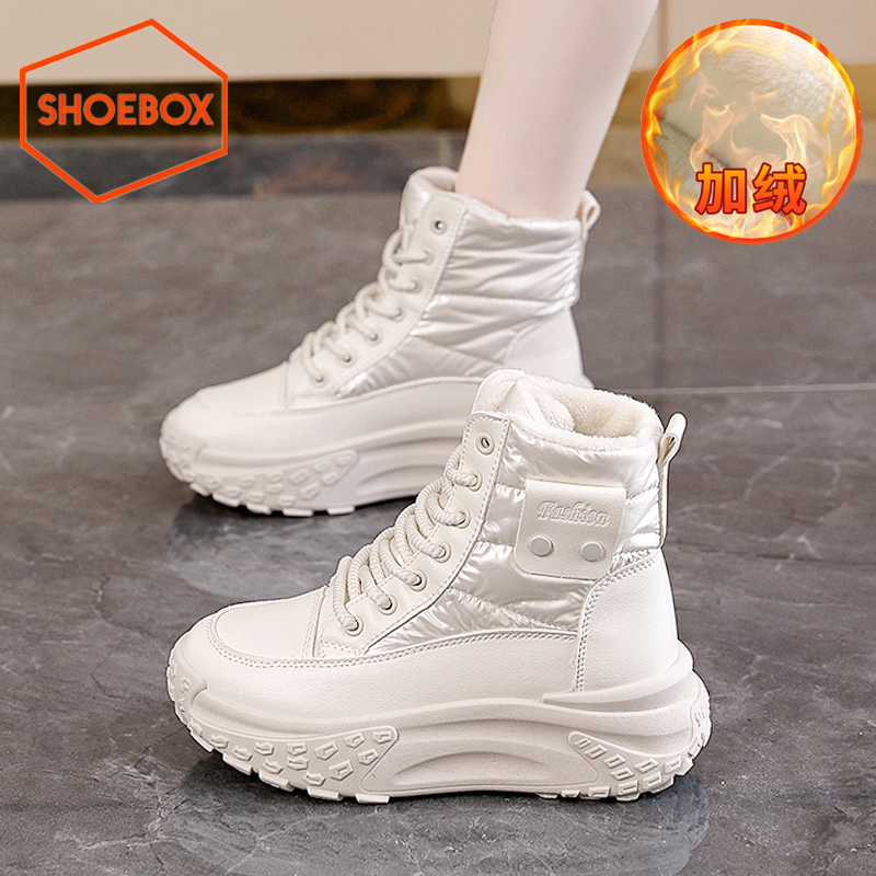 达芙妮旗下鞋柜雪地靴女冬季加绒加厚短靴保暖防寒皮毛一体大棉鞋