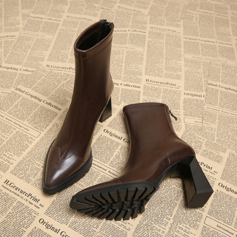 女款秋冬季加绒裸靴小个子棕色厚底防水台羊皮短靴尖头真皮瘦瘦靴