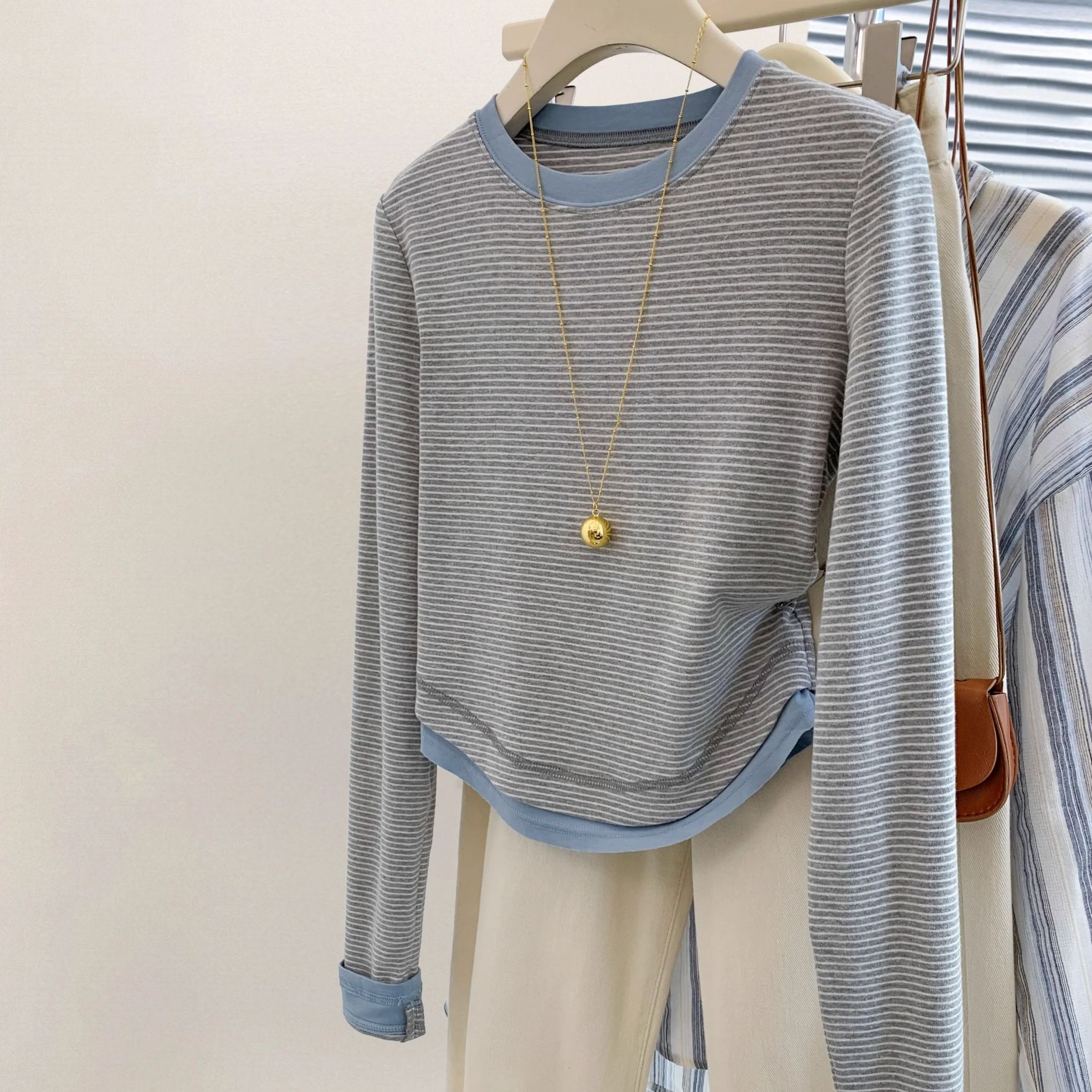 yoewshean/羽媗微胖妹妹大码女装新款百搭假两件长袖内搭打底衫t