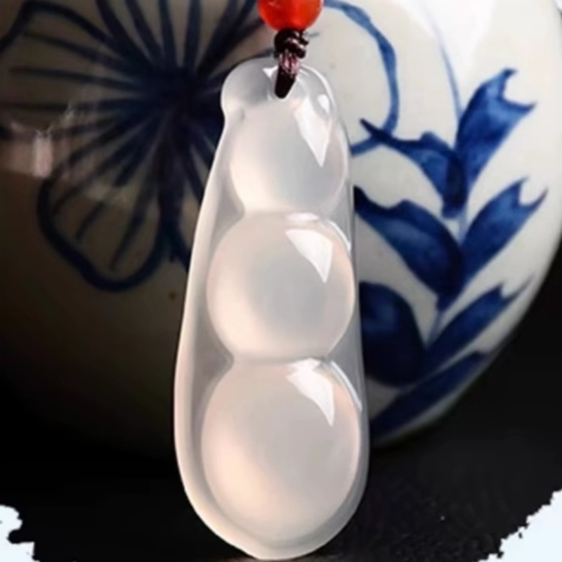 开运福豆项链高冰种玉髓豆角吊坠女四季豆玛瑙女款礼物女友生日