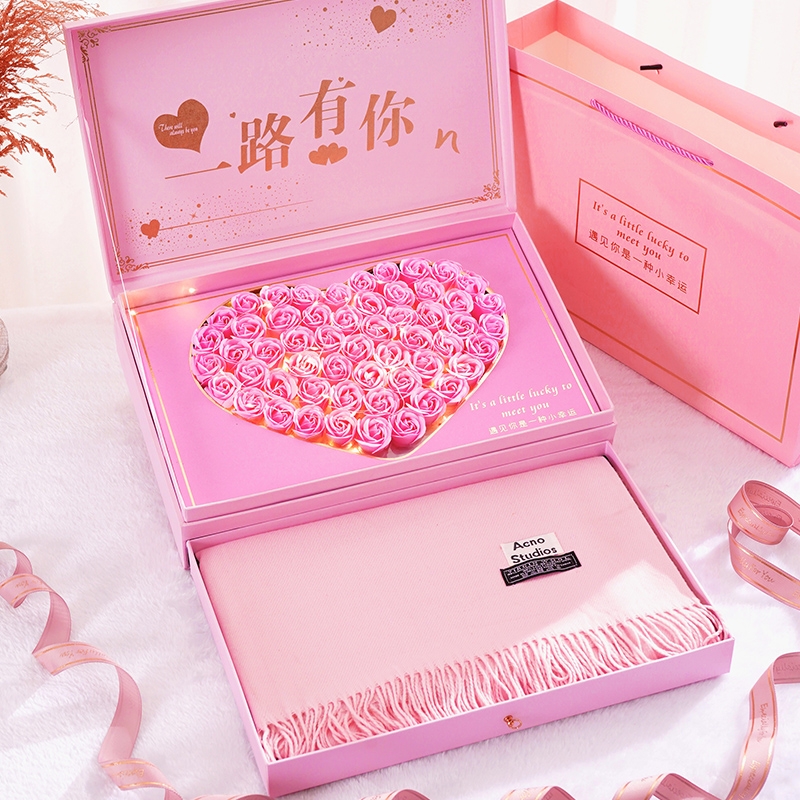 【AKMZ】2025新款围巾礼盒装加厚围脖送女友女生礼品生日创意礼品