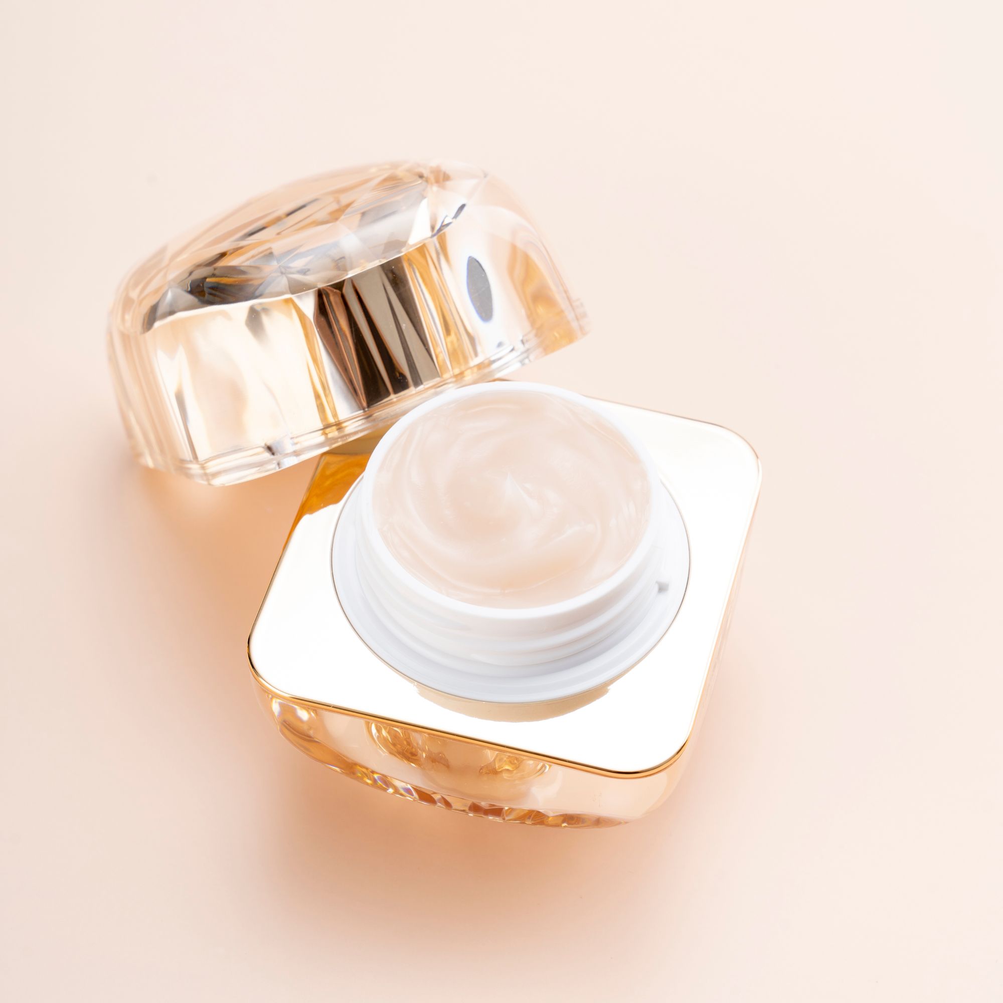 WANLI BUTTERFLY蝶婉丽 六肽卤虫抗皱眼霜