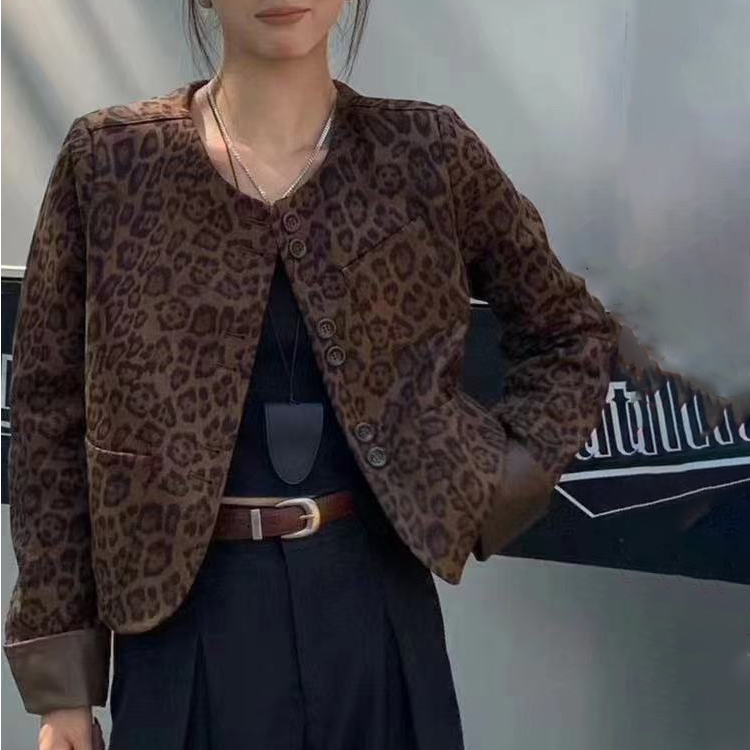潮流2025复古秋季设计新款豹纹外套短款时尚气质百搭夹克上衣无领