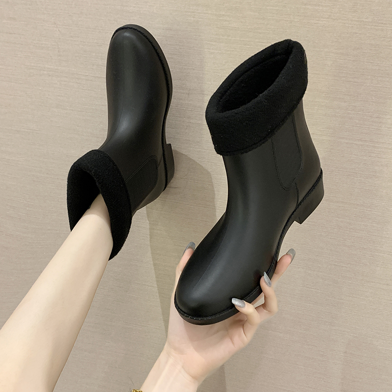 中筒雨鞋女士外穿防滑短筒雨靴厚底加绒百搭成人网红四季水鞋胶鞋
