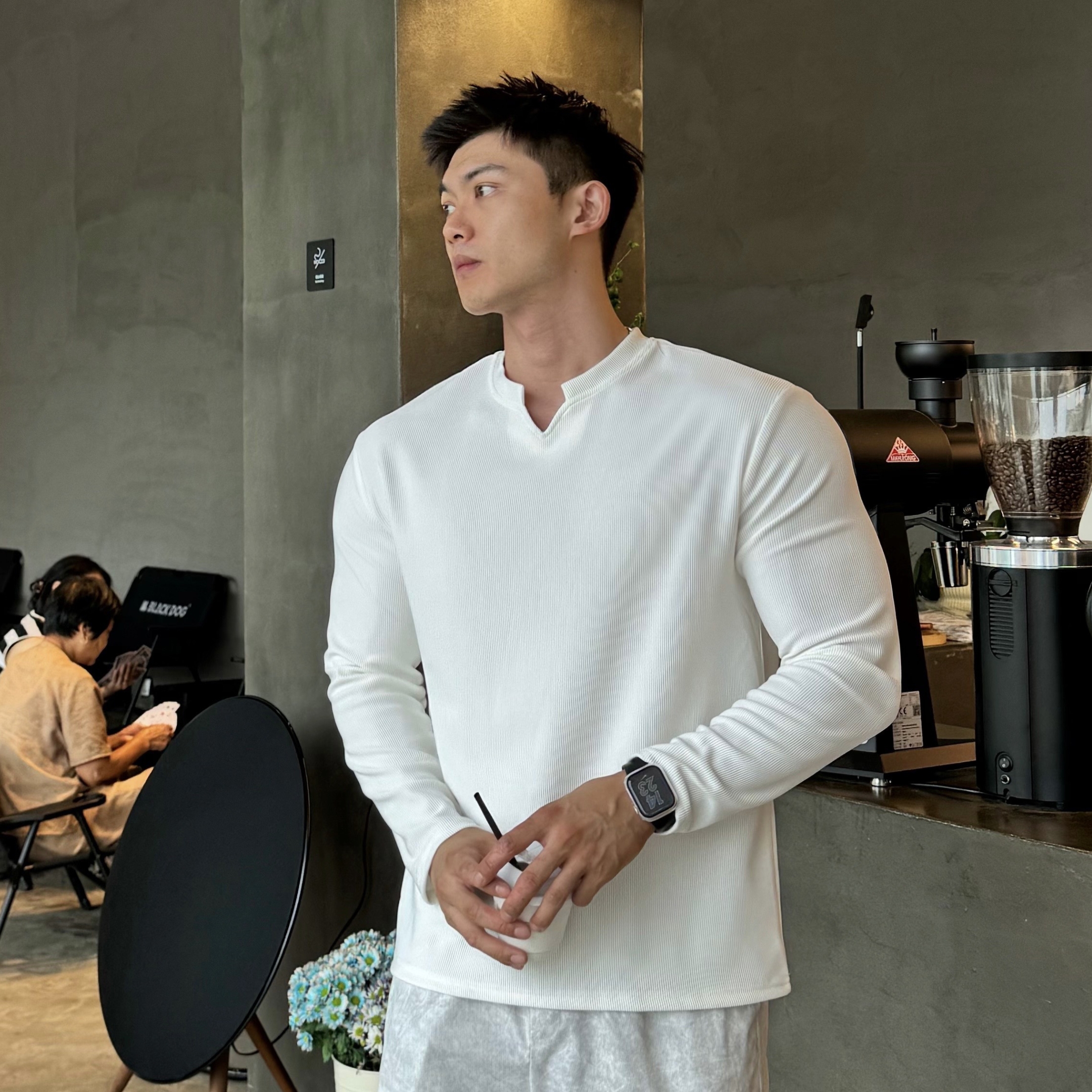 秋季新款休闲280g重磅肌理纹长袖垫肩收袖口显大健身运动T恤纯色