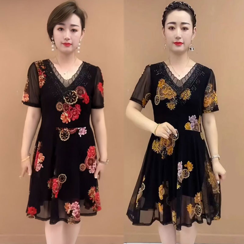 夏季高档烫钻花边印花网纱连衣裙大码洋气妈妈装遮肚显瘦中长款