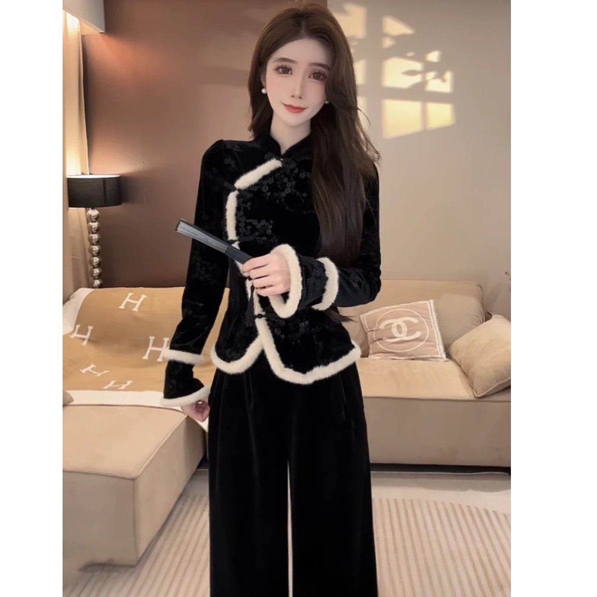 新中式国风套装女2025新款加绒加厚盘扣丝绒上衣阔腿裤减龄一整套