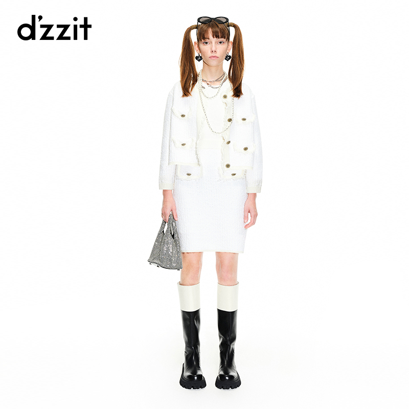 0220dzzit地素春秋千金小香风定制纽扣白色毛衣针织衫3H1E531