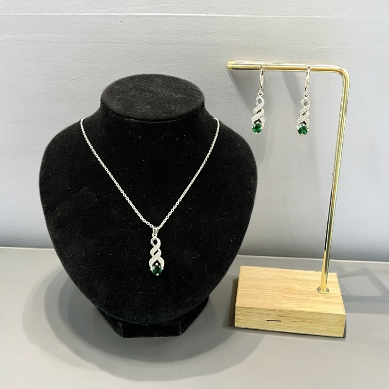 钛钢锆石项链 彩色锆石套装精致锁骨链气质轻奢金色链坠银色绿色