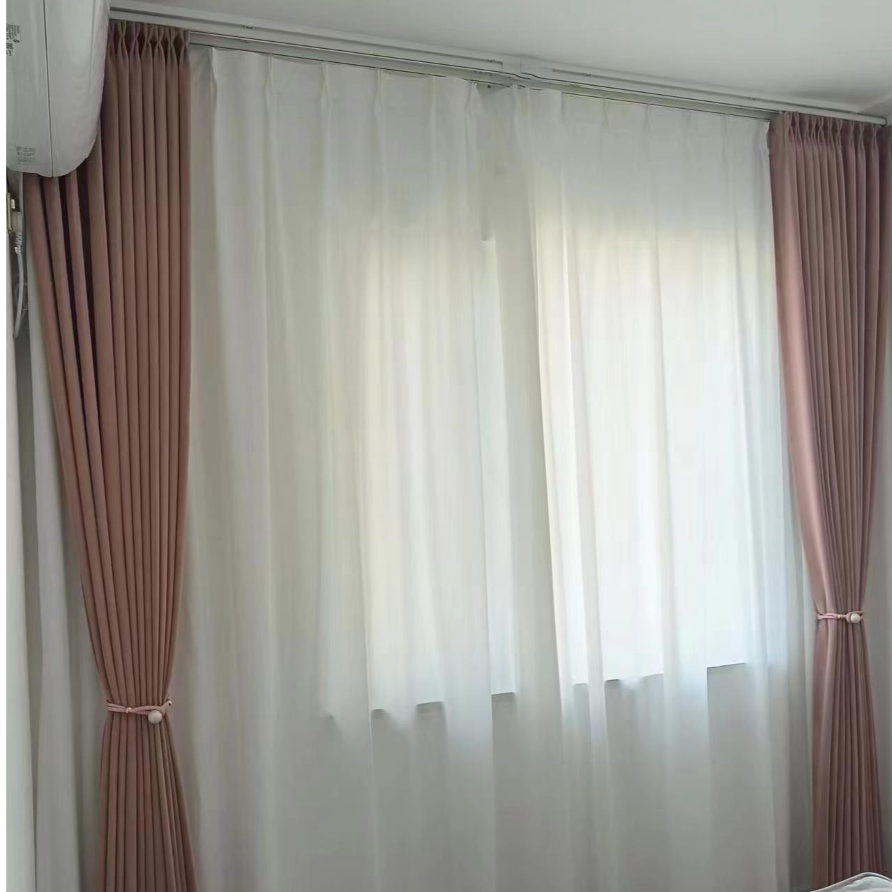 窗帘 窗纱 有飘窗的窗帘 薄荷绿梦幻窗帘