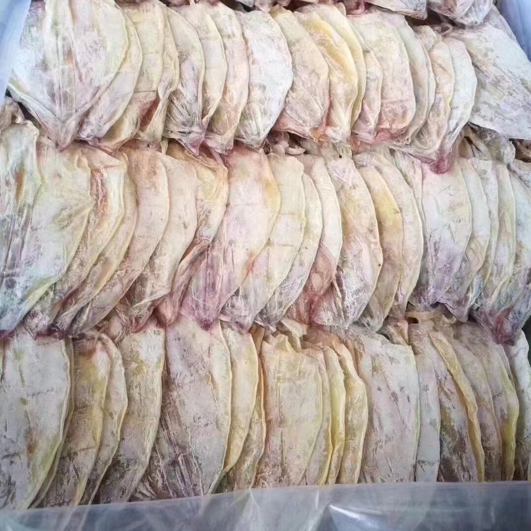 娟姐小鱿鱼炒菜烧烤好吃，一包500克60个左右三个手指大左右