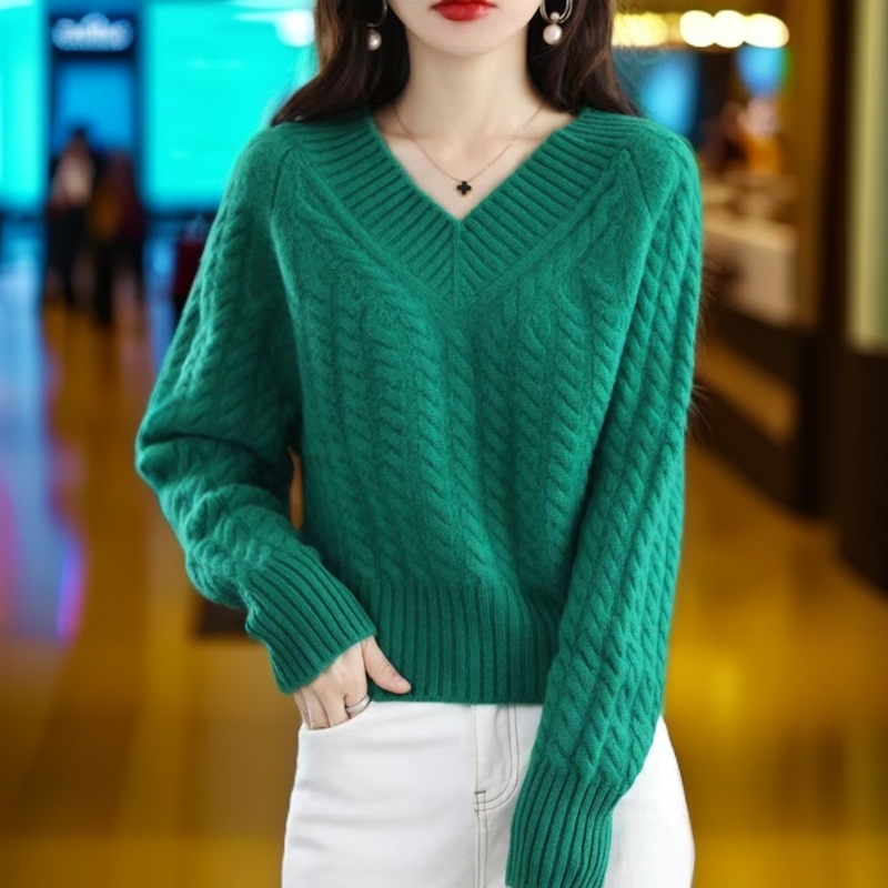 新款春秋时尚绵羊绒毛衣百搭洋气网红爆款v领套头上衣纯色针织衫