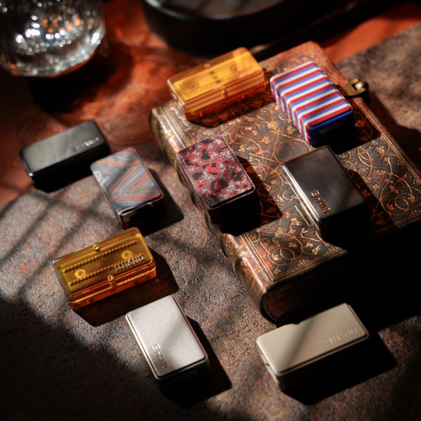 九只手官方叮叮推牌9HAND成人减压玩具推牌爆款送男女友收藏玩具