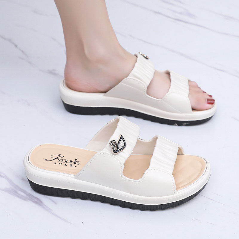 拖鞋女夏季新款户外百搭厚底沙滩鞋时尚防滑软底耐磨加厚女士凉鞋