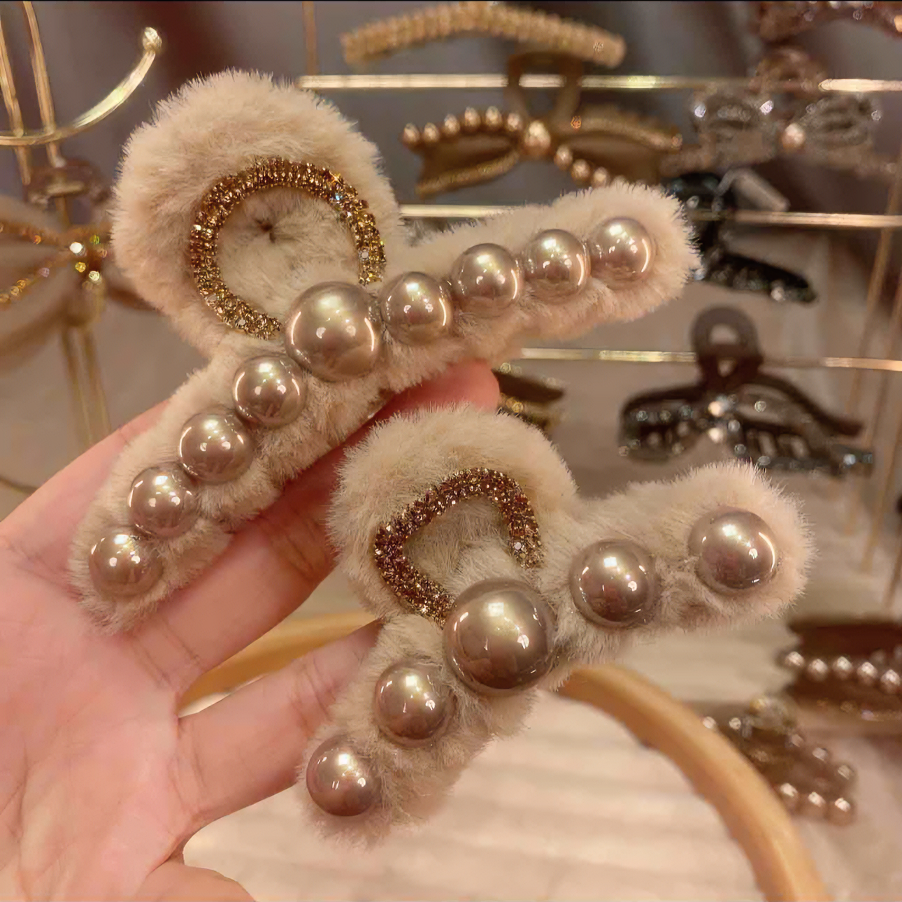 秋冬新品抓夹韩版毛绒绒抓夹轻奢头饰时尚气质网红发饰法式大抓夹