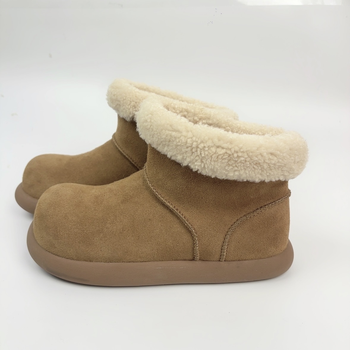 uoo【UOO】大土豆2025冬季新款保暖加绒女款中筒简约保暖雪地靴