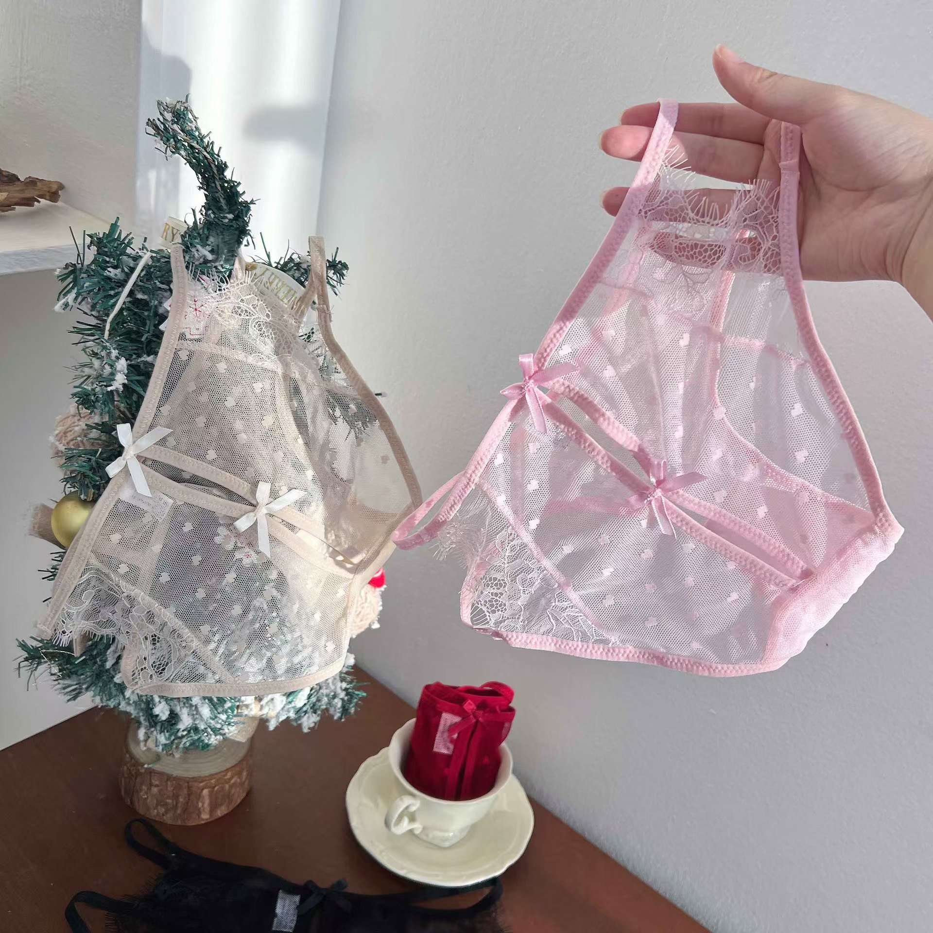 睫毛女士内裤透明低腰轻奢性感蕾丝细带镂空舒服速干火辣法式