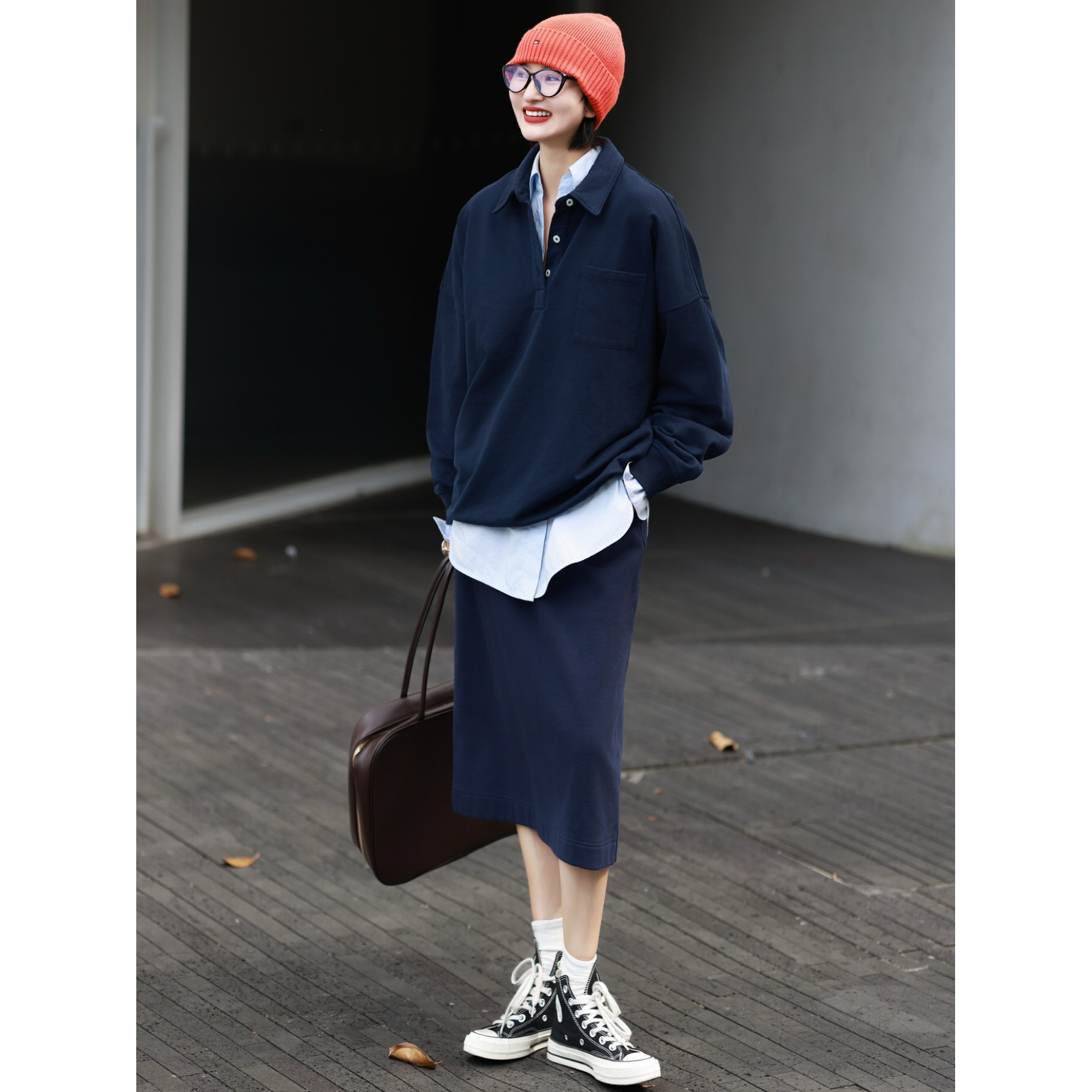 【闲庭信步】藏青色polo卫衣 开衩半裙休闲感套装
