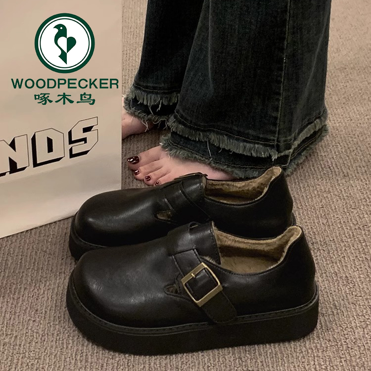 啄木鸟厚底皮面勃肯鞋女2025秋冬新款一脚蹬加绒保暖英伦风小皮鞋