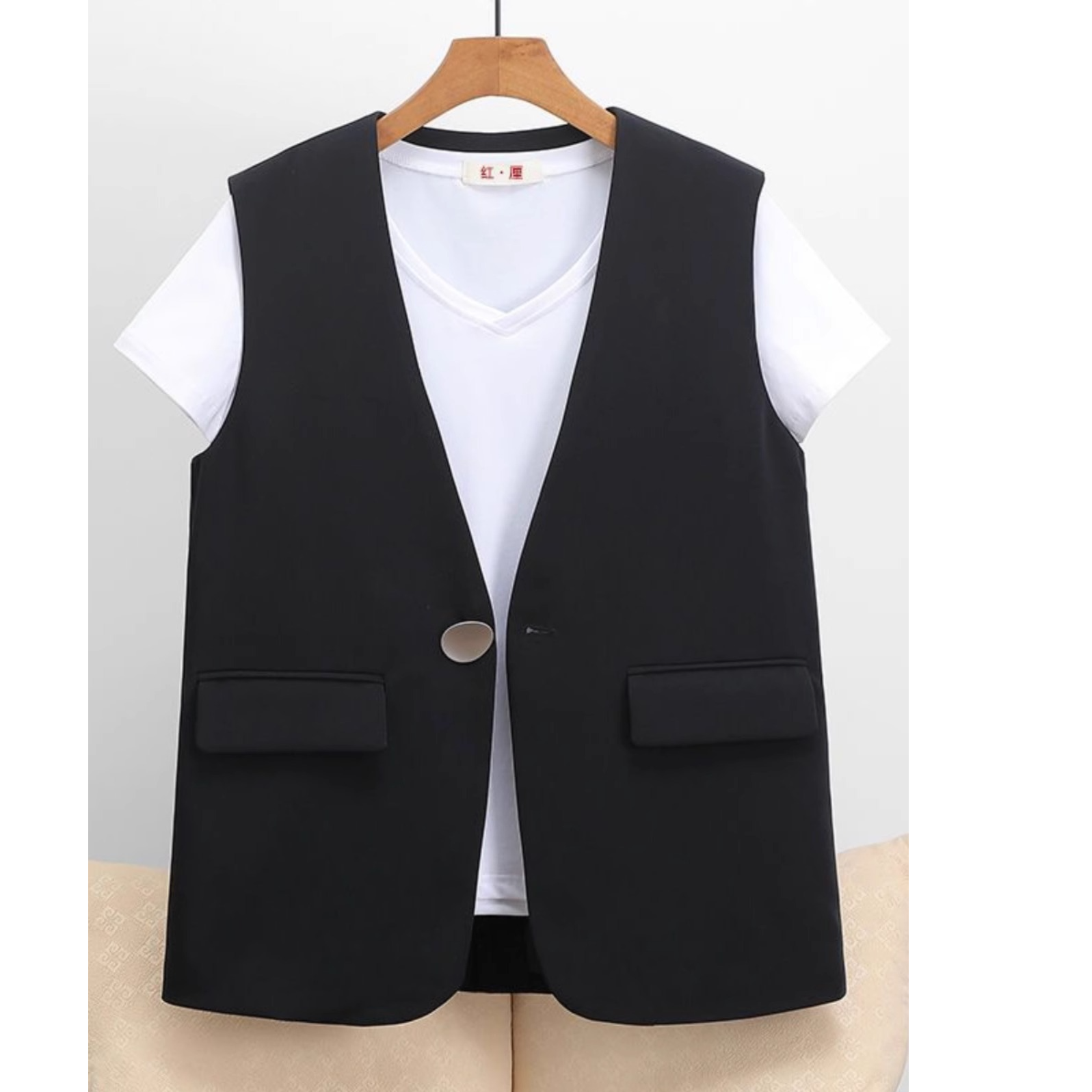 马甲2025年新款女大码春秋装外穿百搭韩版西装女士马夹背心女外搭