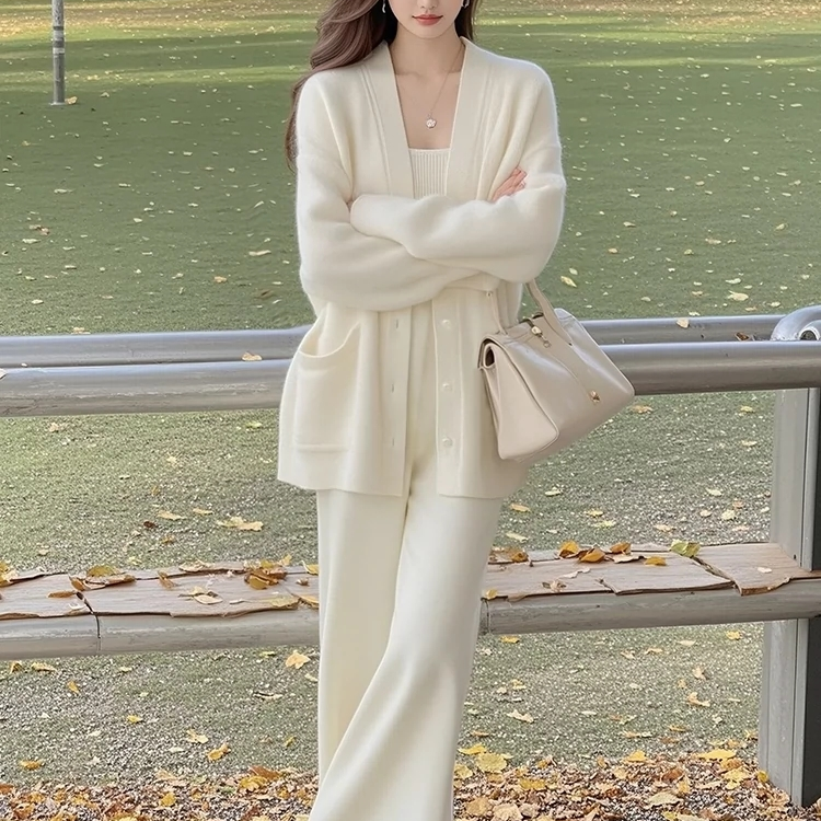 2025春秋初冬高级感穿搭名媛气质高端毛衣裤子小香风两件套装女装
