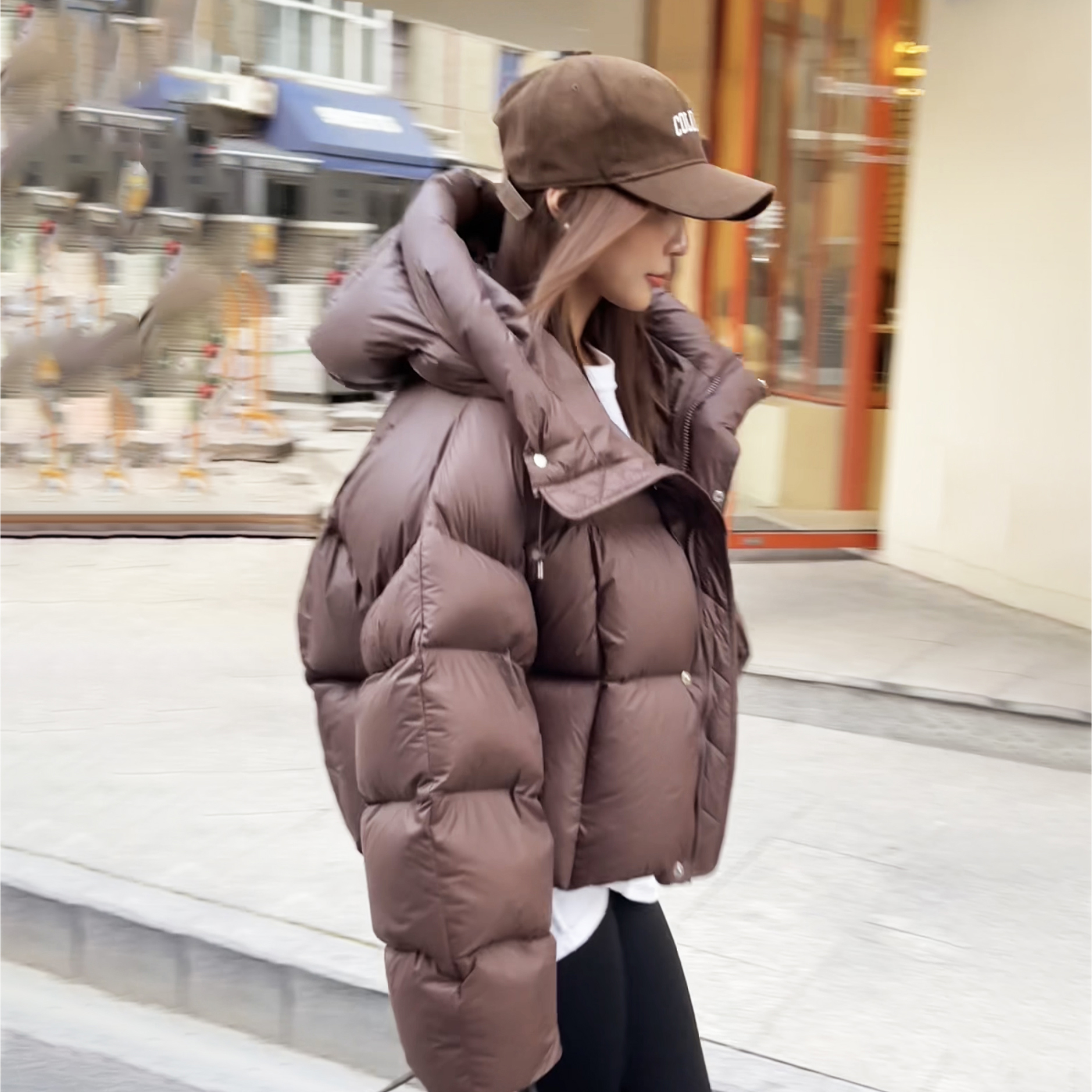 巨厚羽绒服2024新款白鸭绒泡芙羽绒服女短款加厚面包服宽松百搭