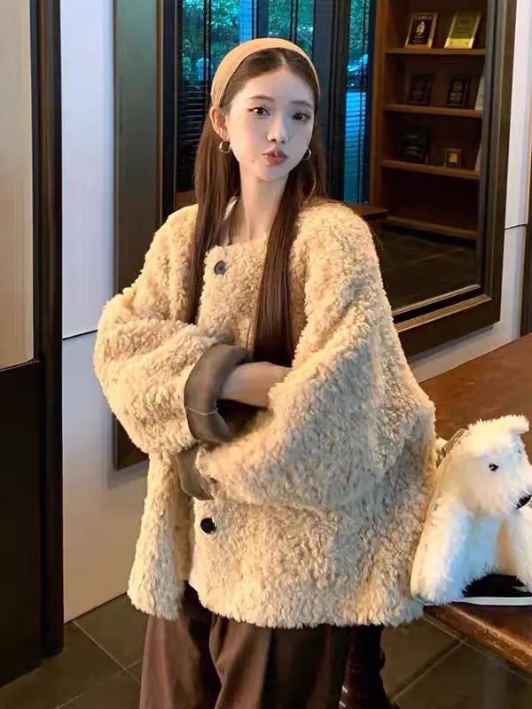 仿羊羔毛圆领长袖外套女2024秋冬新款韩系宽松减龄保暖