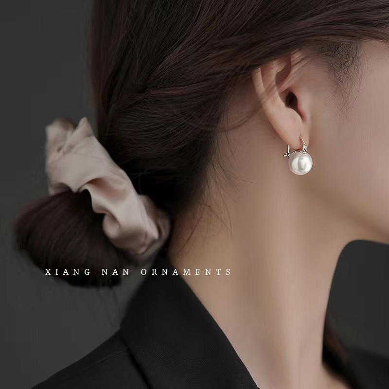 925银仿珍珠耳饰 925纯银珍珠耳钉女耳扣小众设计感耳环轻奢时尚