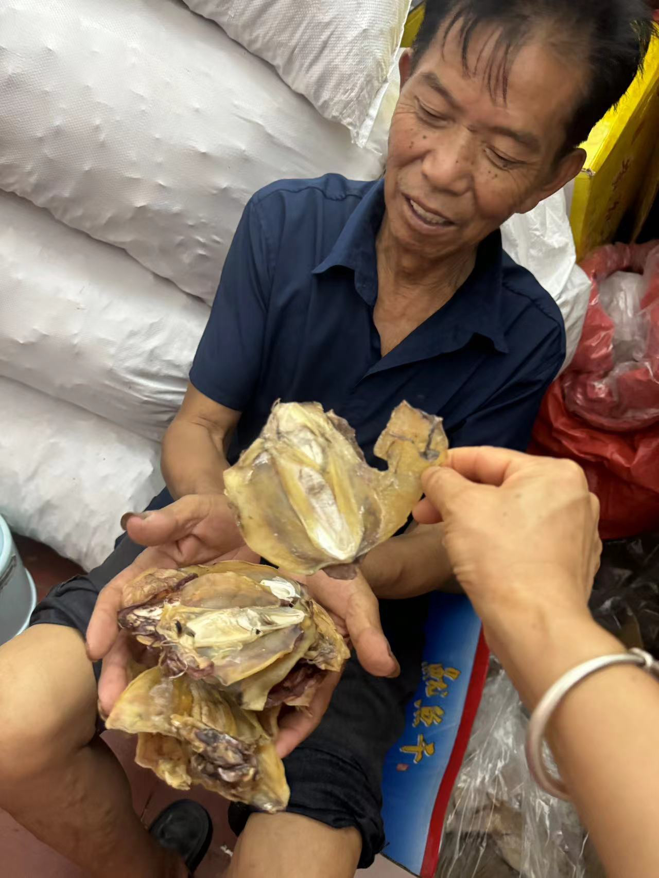 素素推荐小墨鱼自吃款经济实惠因烘干部分不完整吃起来香甜鲜嫩