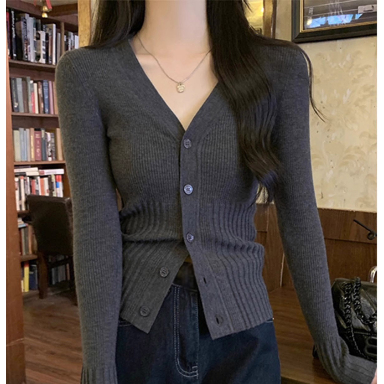 深灰色针织开衫外套女春秋季新款内搭修身显瘦小个子V领打底上衣
