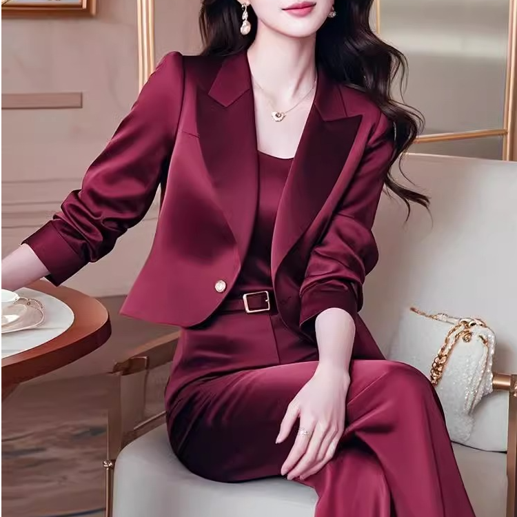 整套穿搭高级感大方得体小香风酒红色西装裤子职业套装洋气气质