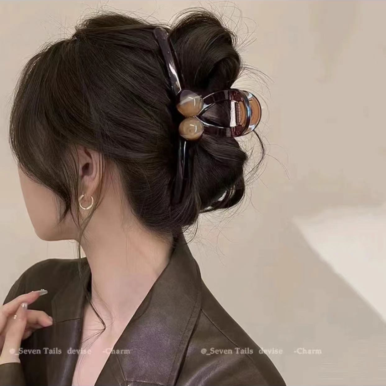 咖色珠珠发夹女后脑勺发量多鲨鱼夹大号抓夹气质女2024发卡发夹