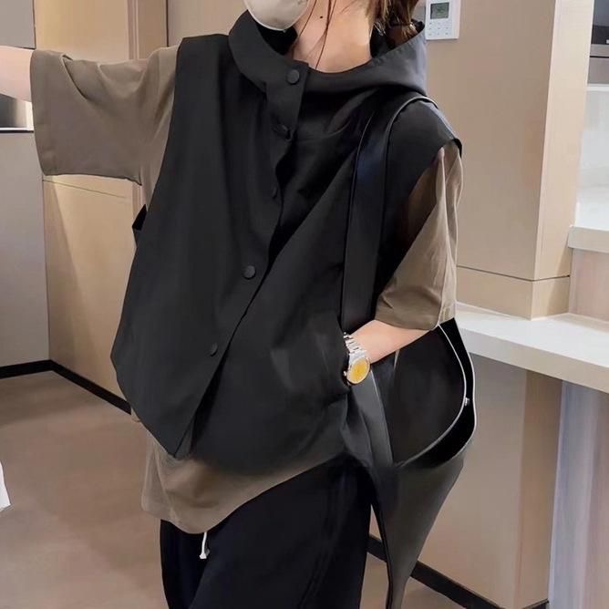 欧货马夹日系叠穿小坎肩连帽工装女士马甲春秋女款背心小个子外套
