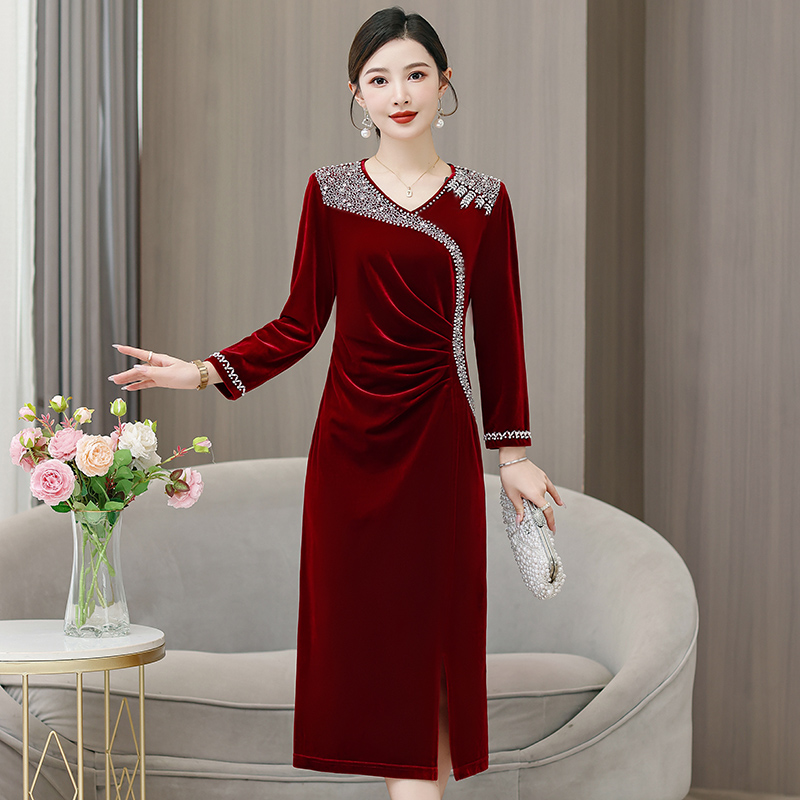 十一喜婆婆婚宴装旗袍晚礼服酒红色妈妈婚礼丝绒气质秋冬连衣裙