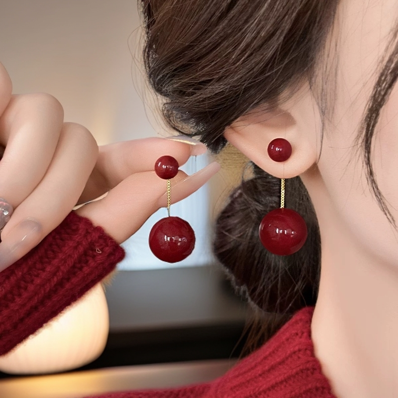 铜合金仿珍珠耳饰 秋冬百搭精致灵动珠珠耳钉