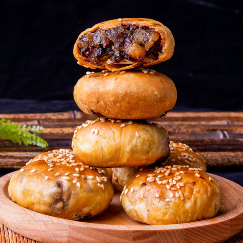 开袋即食皮薄肉厚新鲜现烤酥饼黄山烧饼梅干菜扣肉馅酥饼零食