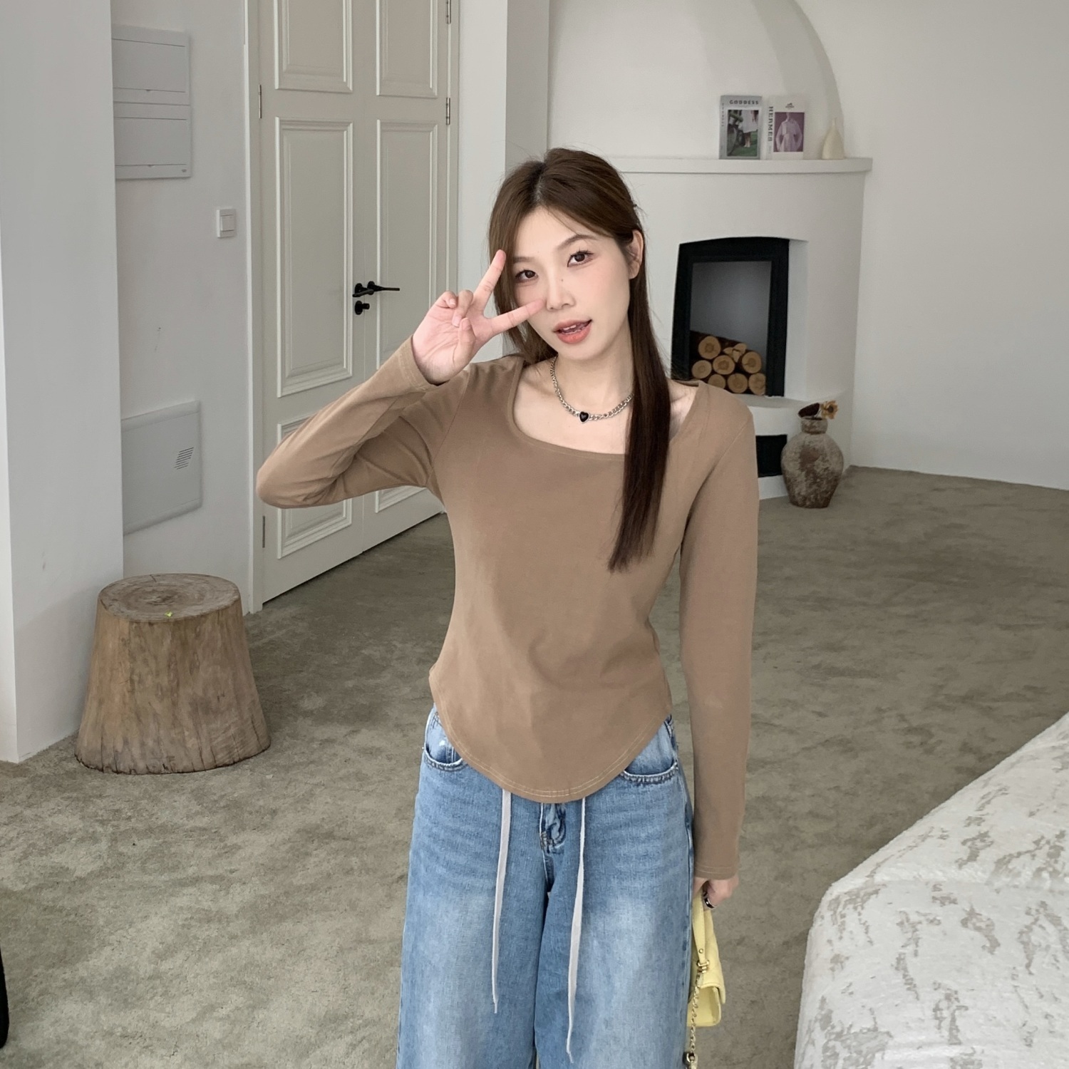 大码长袖t恤女秋季2023年新款微胖mm正肩遮肚子显瘦辣妹短款上衣