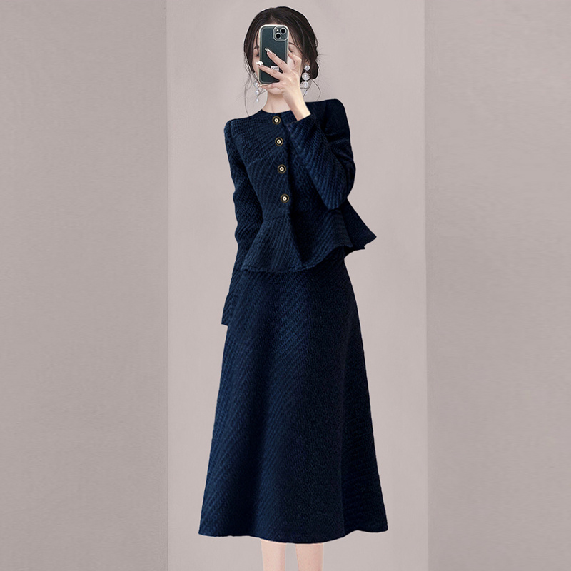 连衣裙子女装毛呢2024新款秋冬季高级感高端显瘦气质小香风套装