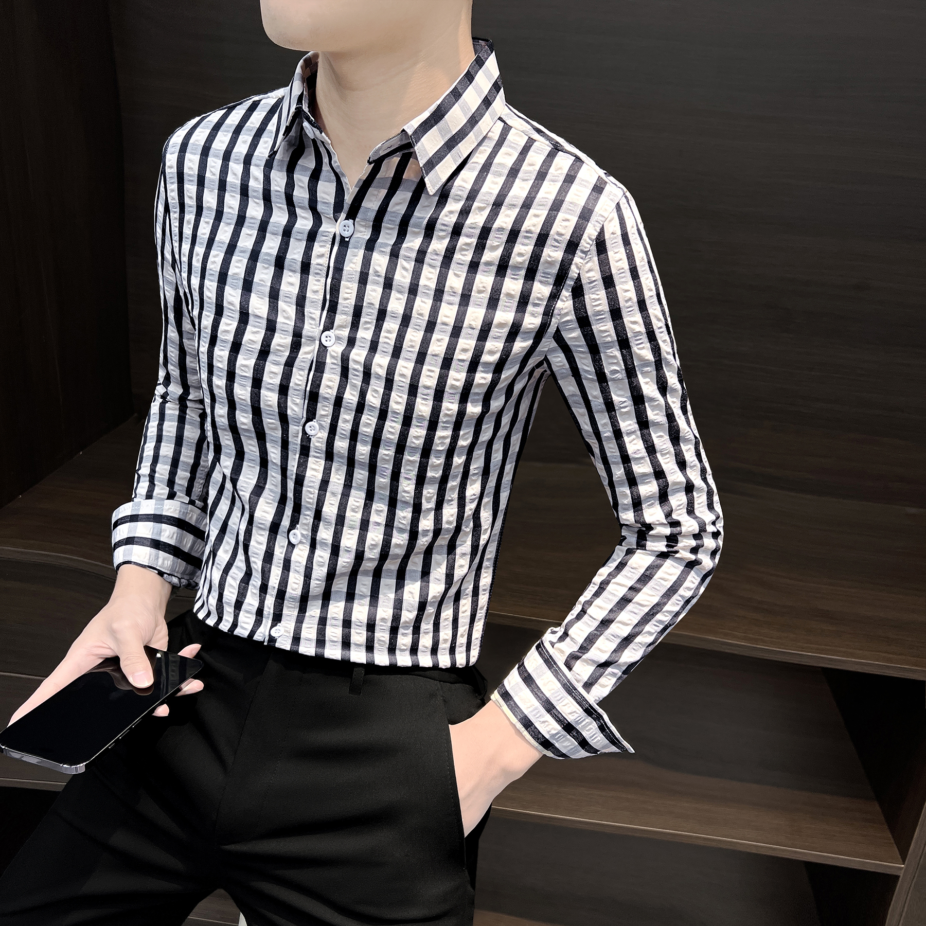 泡泡纱长袖衬衫男款痞帅高级感莫代尔男装秋冬季修身条纹男士衬衣