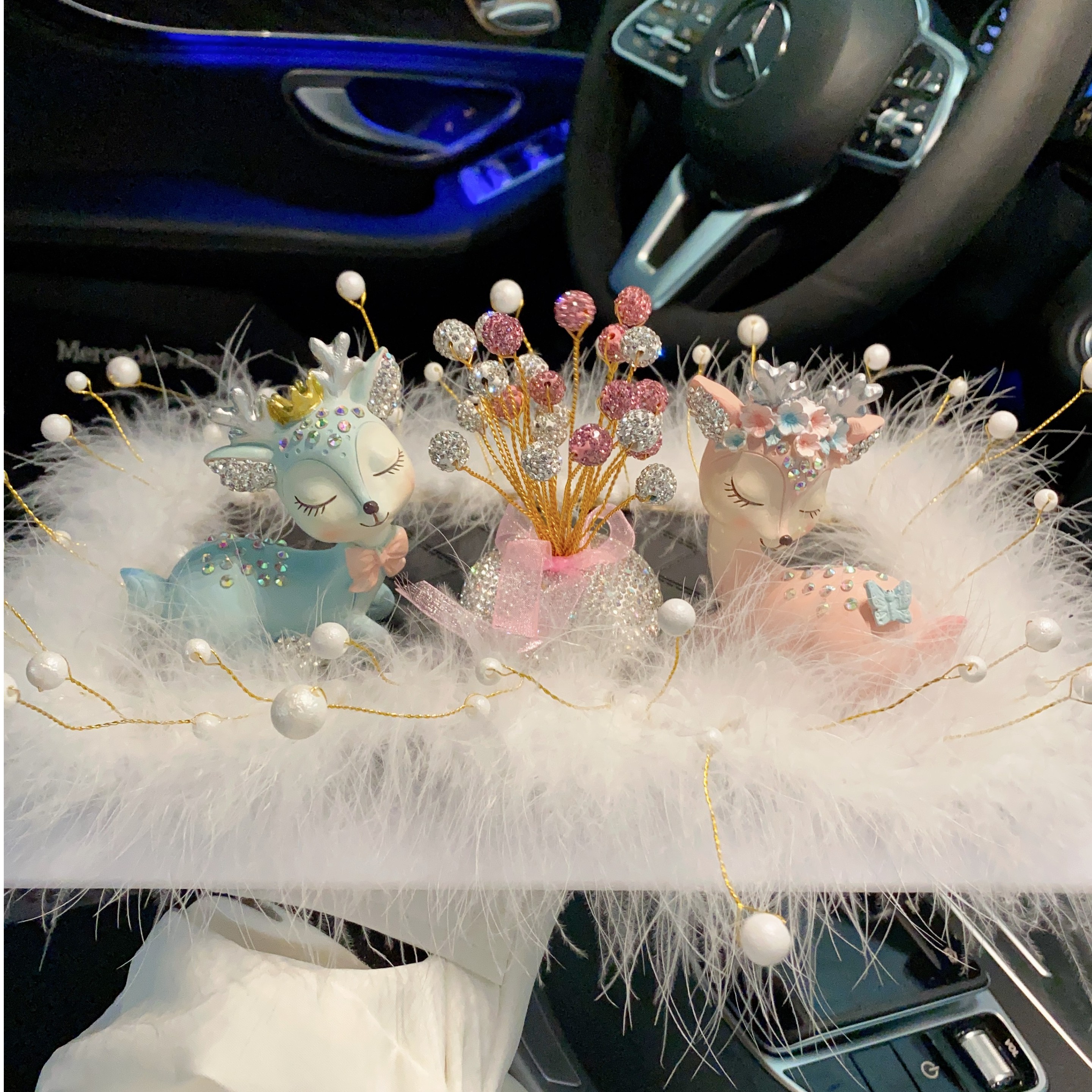 一鹿有你一路平安小鹿女士高端镶钻汽车车载摆件内饰装饰车内