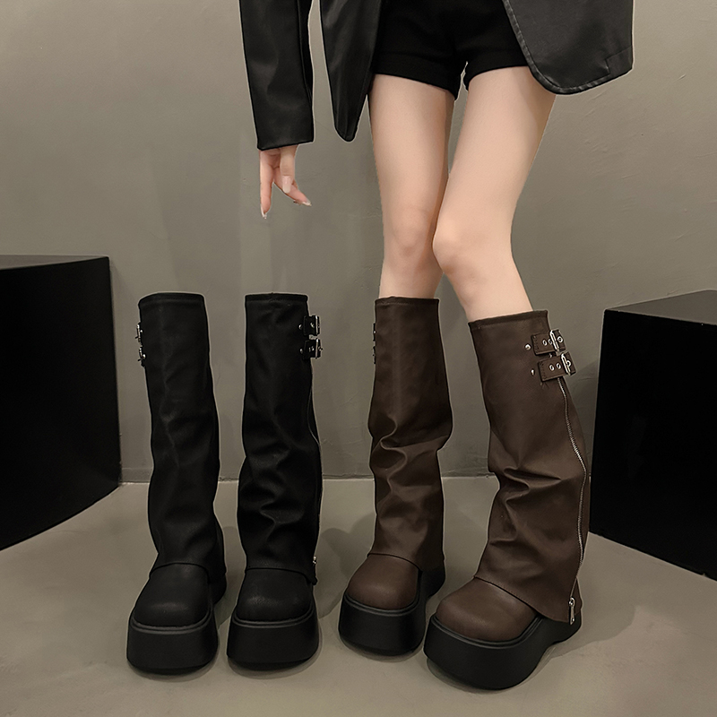 时尚网红靴女鞋2025秋季长靴高筒时装靴圆头平跟皮带扣厚底长筒靴